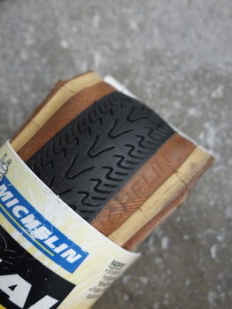 New in the packaging training skinwall Michelin tyre - 700c x 25c