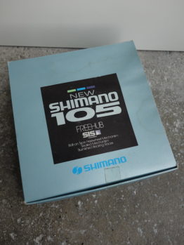 New in the box pair of Shimano 1050 blue hubs for UniGlide