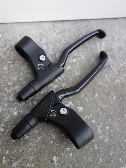 サムシフター　ブレーキレバー　BL-M730 SL-M730 deor D*$様
