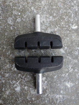 One piece 1980s brake blocks for Shimano Deore cantilevers