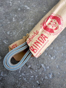 Alfredo Binda leather toe straps - white 1
