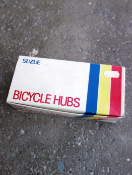 Suzue CSH hubs small flange, light alloy in black