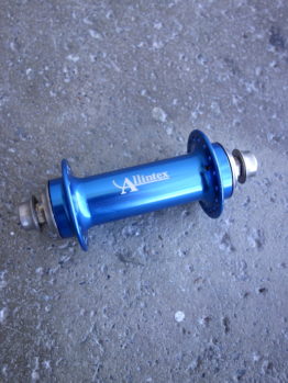 Allintex front hub - blue bolt-on
