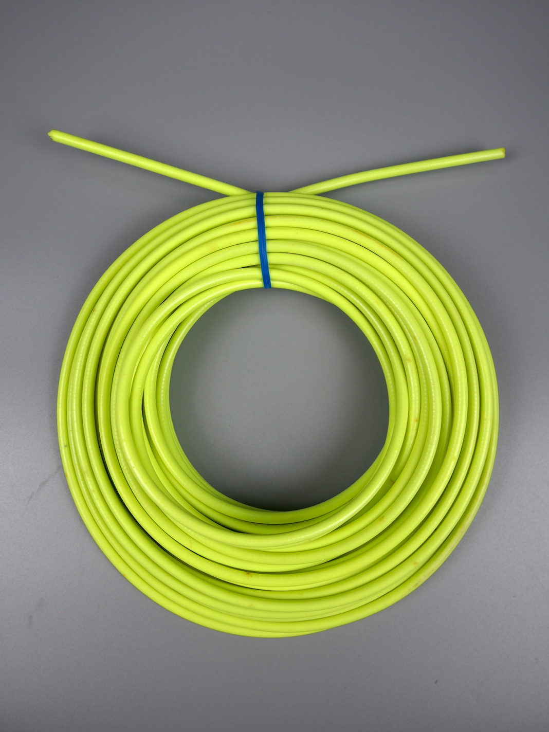 Neon brake outer cable by the metre – Neon yellow