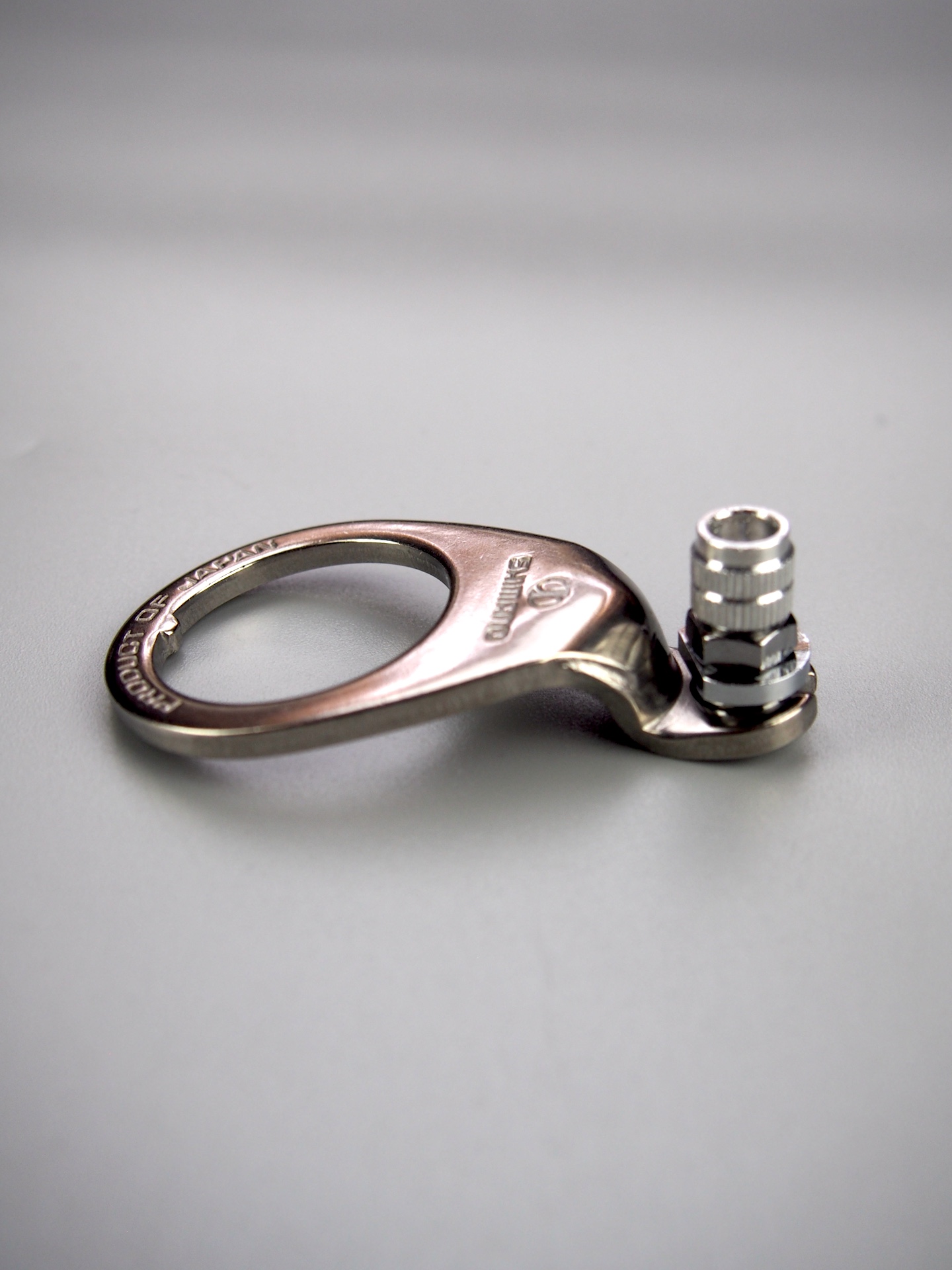 Shimano 600 1" headset front brake cable hanger