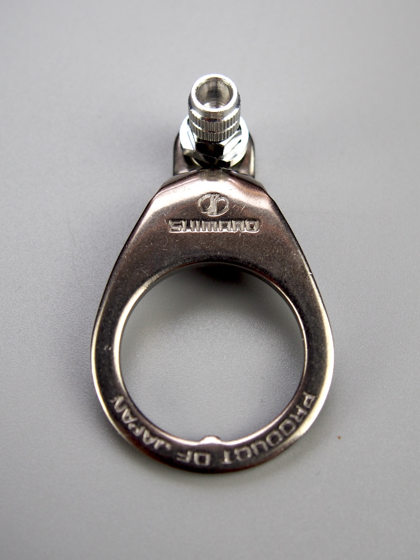 Shimano 600 1" headset front brake cable hanger