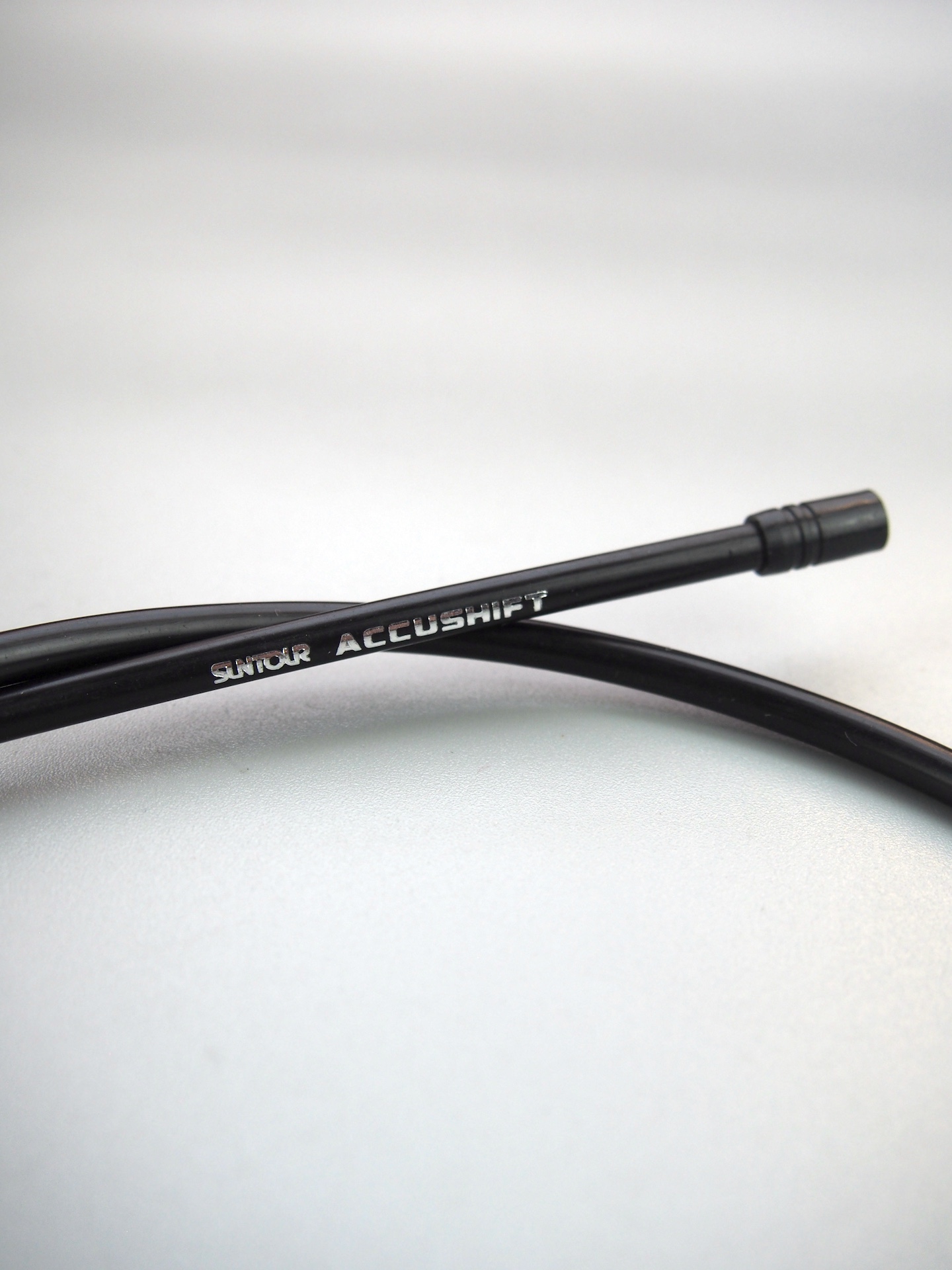 Suntour Accushift gear cable section – Black