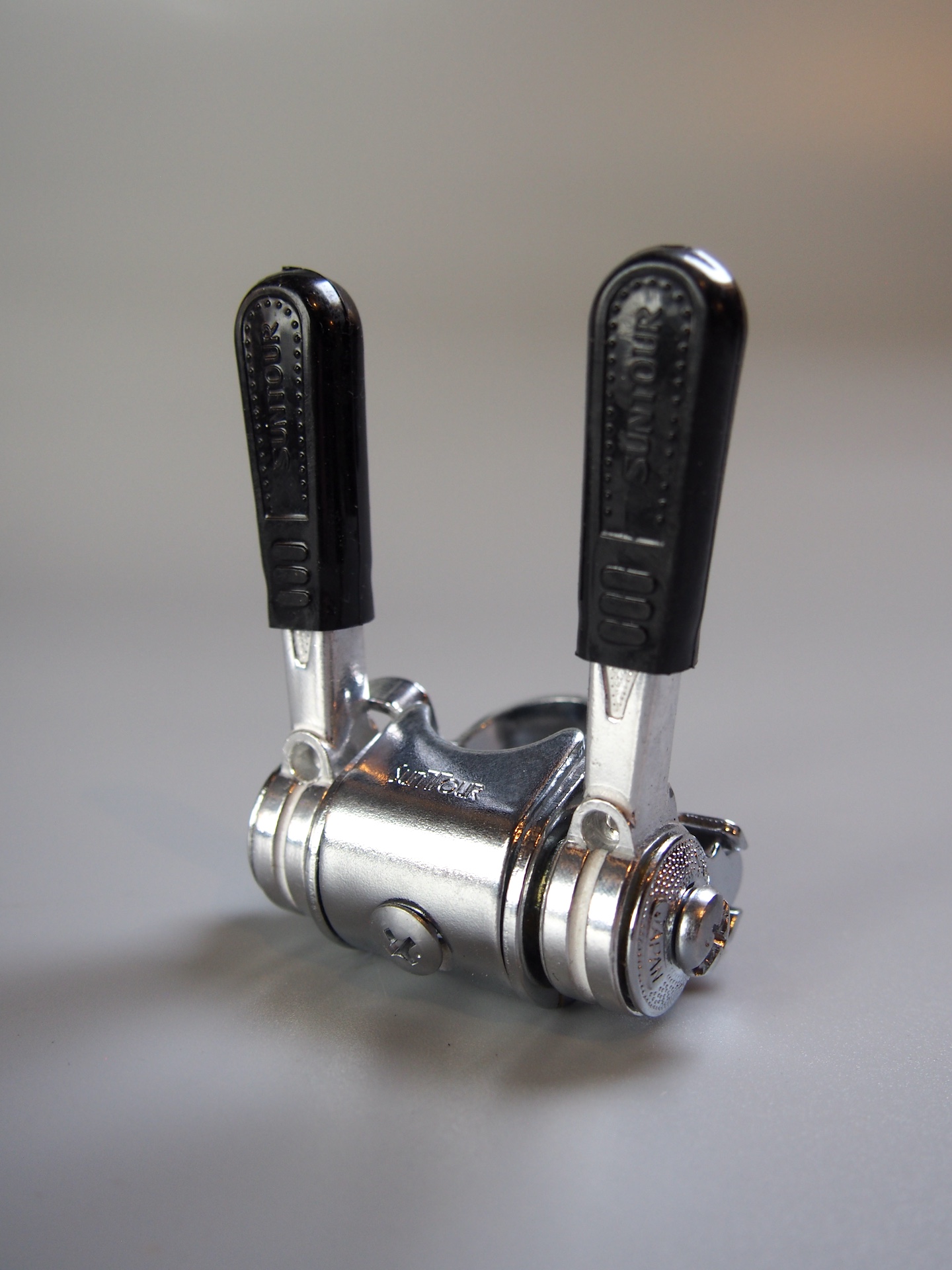 Suntour stem mount shifters – LD-1100 UB-10 2 Suntour stem mount shifters – LD-1100 UB-10