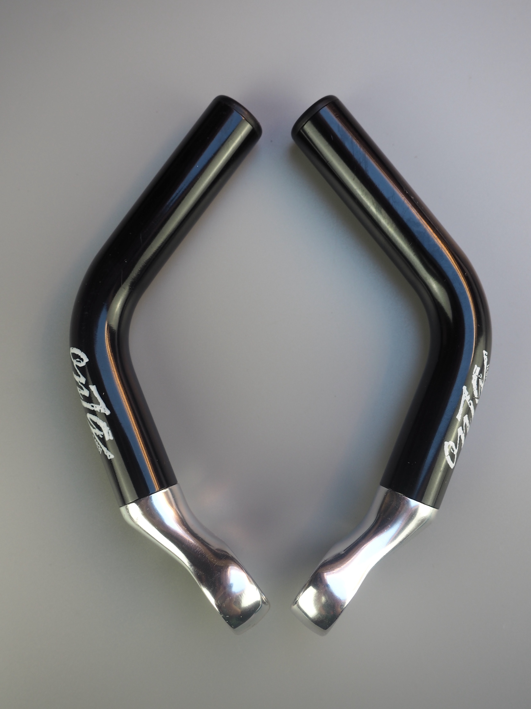 Onza Spy bar ends – Black 1 Onza Spy bar ends – Black