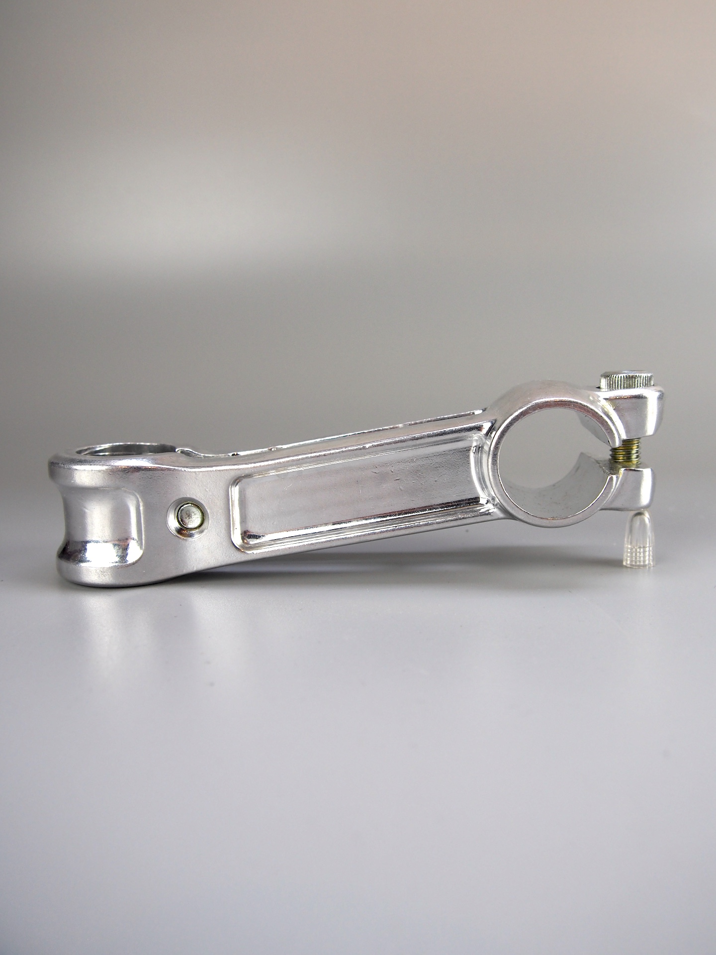 Sakae I-Beam forged ahead stem – 1" x 110mm – Silver 1 Sakae I-Beam forged ahead stem – 1" x 110mm – Silver
